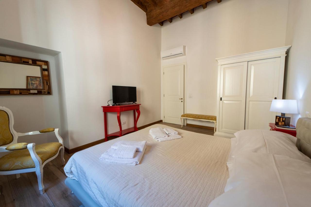 Residenza Santa Croce Daire Floransa Dış mekan fotoğraf